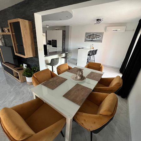 Apartments Cosic Klenovica Exterior foto